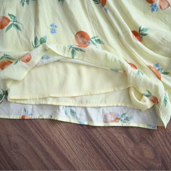 Butter Yellow Romper Size XS Sadie & Sage Orange Blossom Fruit Cottagecore NWOT - Picture 15 of 16